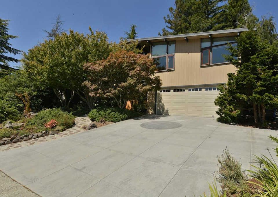 1st image of 237 Esmeralda Dr