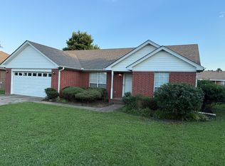 2005 Lamp Post Ln, Searcy, AR 72143