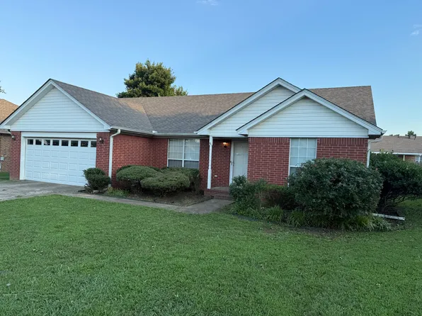 2005 Lamp Post Ln, Searcy, AR 72143