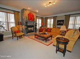 19251 Mill Site Pl, Leesburg, VA 20176