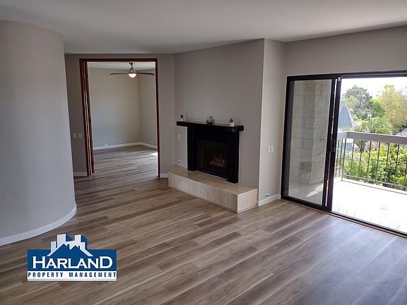 3rd image of 3560 1st Ave