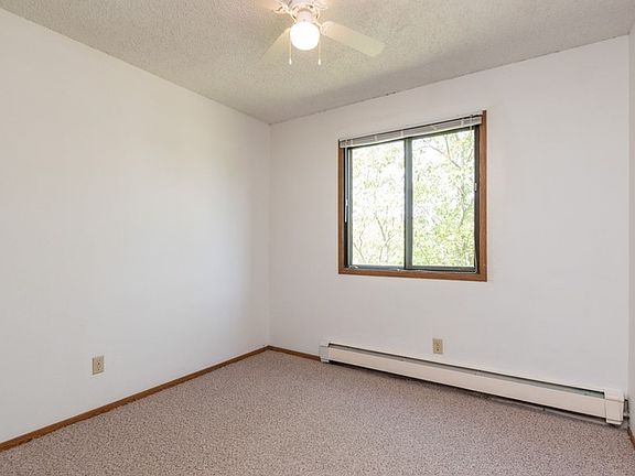 5th image of 318 Finkbine Ln #3