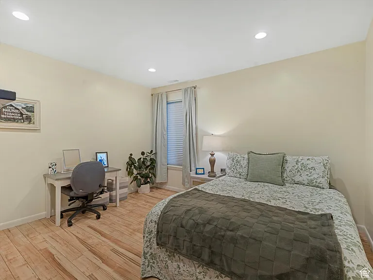 S Eastridge Ln — Photo 13