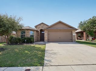728 Wylie St, Crowley, TX 76036