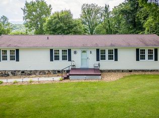 21043 Green Spring Rd, Abingdon, VA 24211