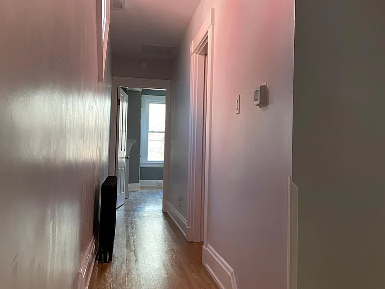 1741 Chase Ave — Photo 13