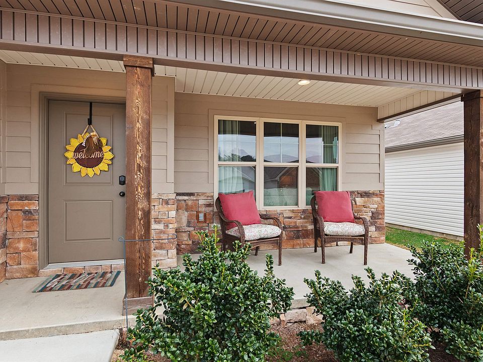 1st image of 13015 Rolling Meadows Cir