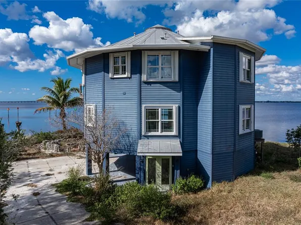 321 Bayridge Pl, Punta Gorda, FL 33950