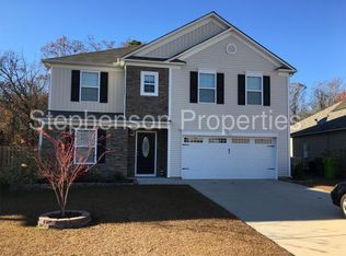 356 Longfellows Ln, Elgin, SC 29045