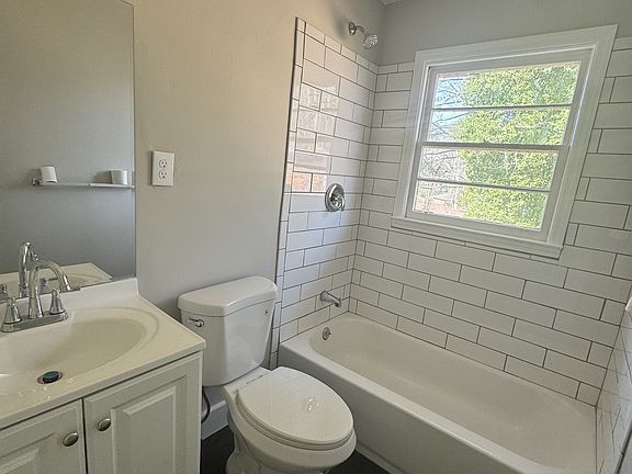 4th image of 2169 Barbara Ln