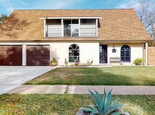 10831 Sageyork Dr, Houston, TX 77089