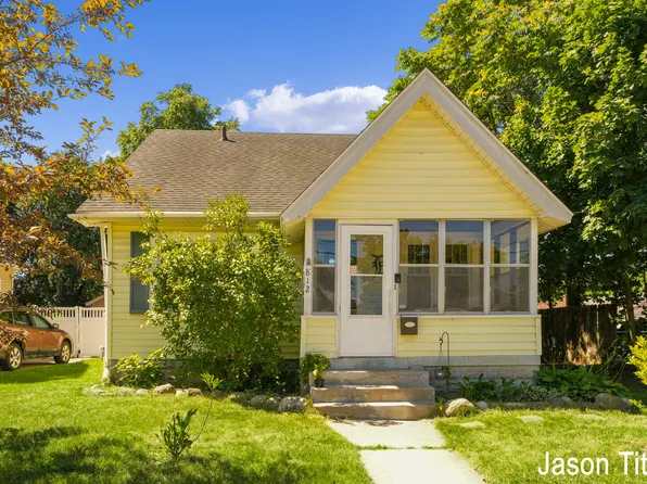 812 Hazen St SE, Grand Rapids, MI 49507