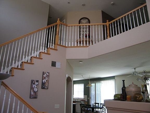 5th image of 10684 Pleasant Valley Cir