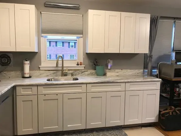 (undisclosed Address), Newport, RI 02840