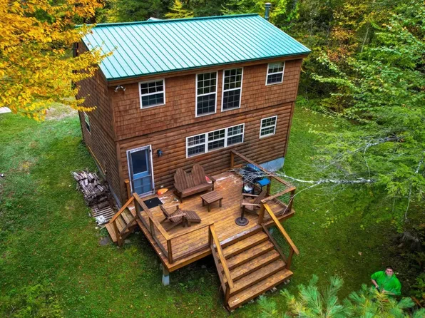 45 Spruce Rd, New Portland, ME 04961