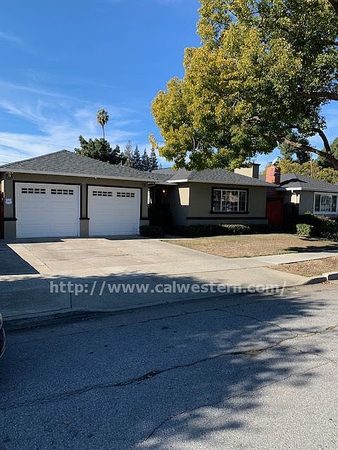 1st image of 453 Cypress Ave