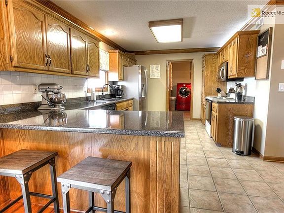 Updated kitchen with breakfast bar
