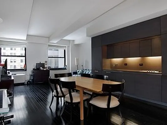 Sold by Citi Habitats | media 12