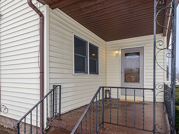 4th image of 7124 N Jennings Rd