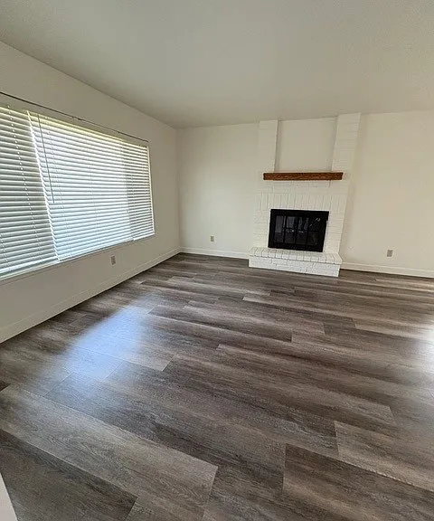 591 E Merrimac Ct — Photo 9