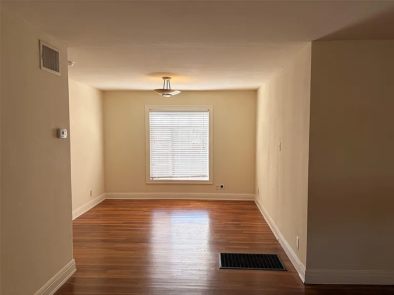 2511 Enfield Rd #B — Photo 2