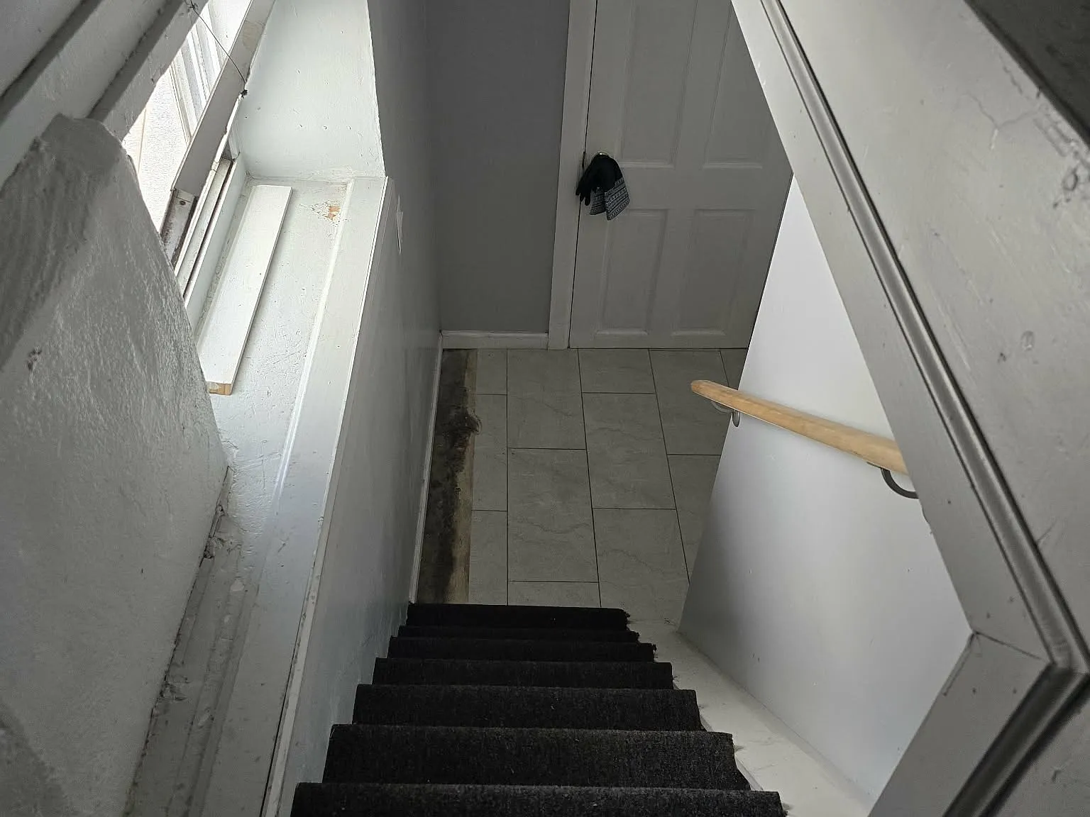 3 bed, 1200 sqft, $950 — Photo 1