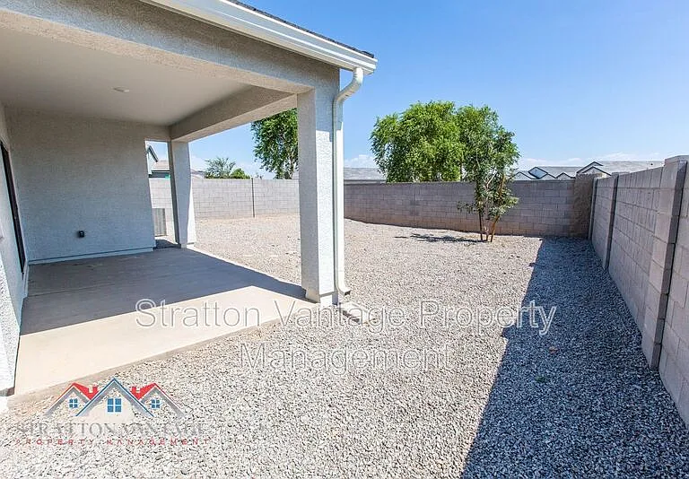 9385 E Orange Grove St — Photo 34