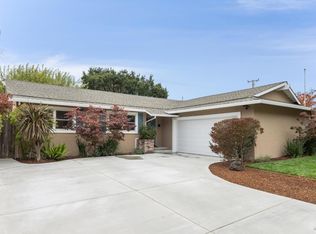 40 Taurus Dr, Novato, CA 94947