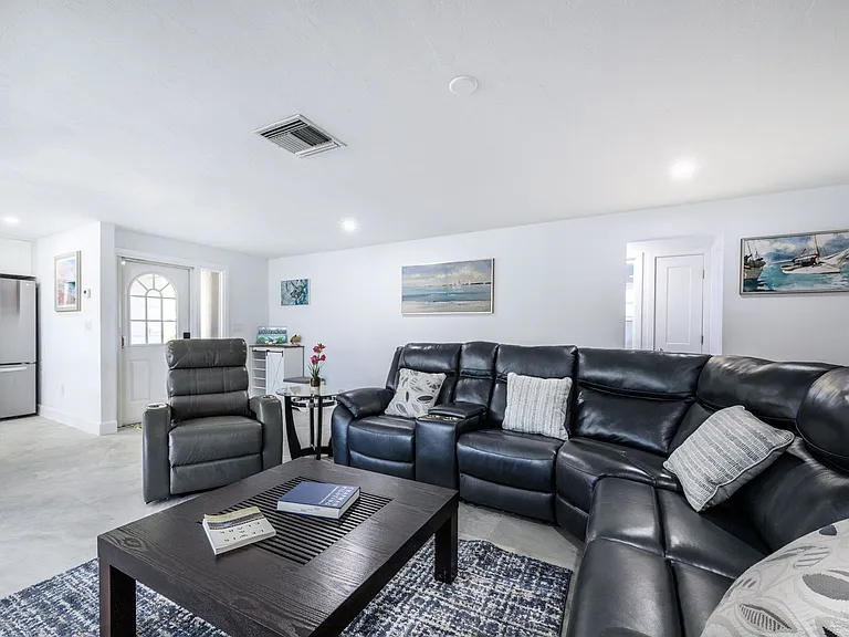 149 Crescent Dr — Photo 14