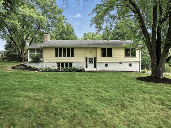 17640 24th Ave N, Plymouth, MN 55447