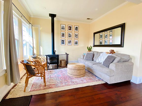 5th image of 1709 West Ave