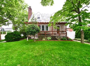 6982 184th St, Flushing, NY 11365