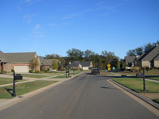 3rd image of 788 Hackberry Dr