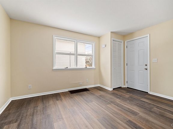 4th image of 546 Stone St