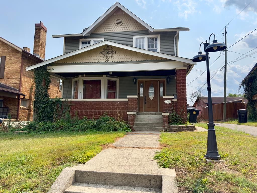 Real estate listing image