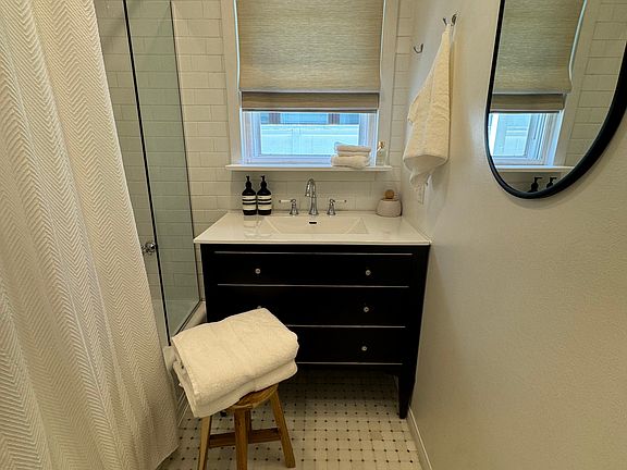 4th image of 416 30th St #L