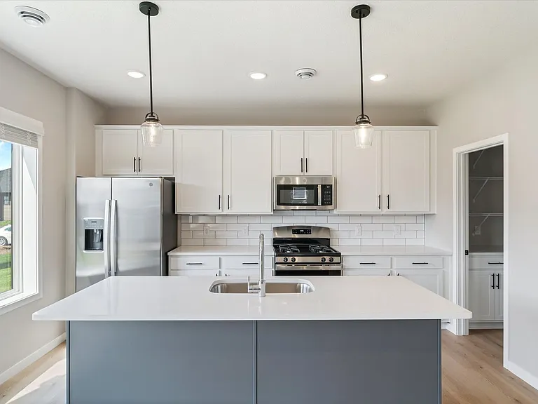 Acclaim of Woodbury Modern Living, Thoughtfully Designed — Photo 69