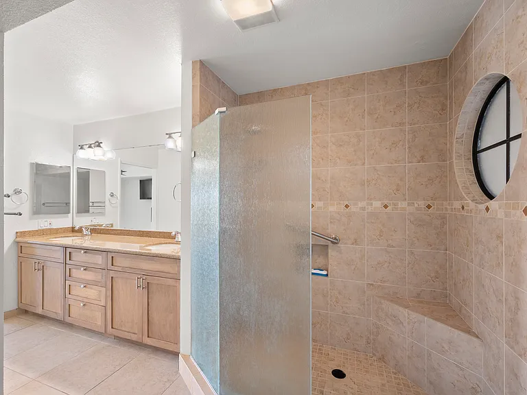 2050 Pacific Beach Dr #102 — Photo 20