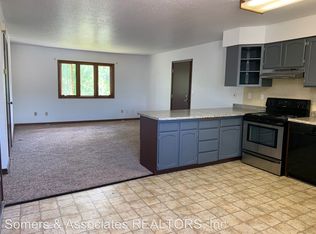 1278 Still Valley Rd APT 3, North Pole, AK 99705