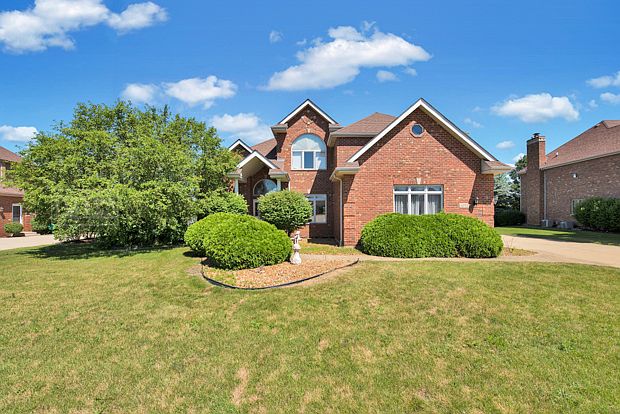 1st image of 22772 Sun River Dr