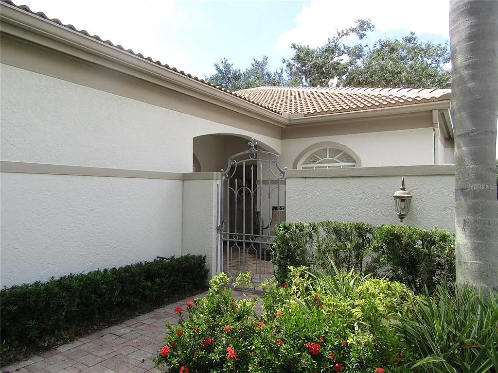 2 bed, 2.0 bath, 1928 sqft, $4,600 — Photo 3