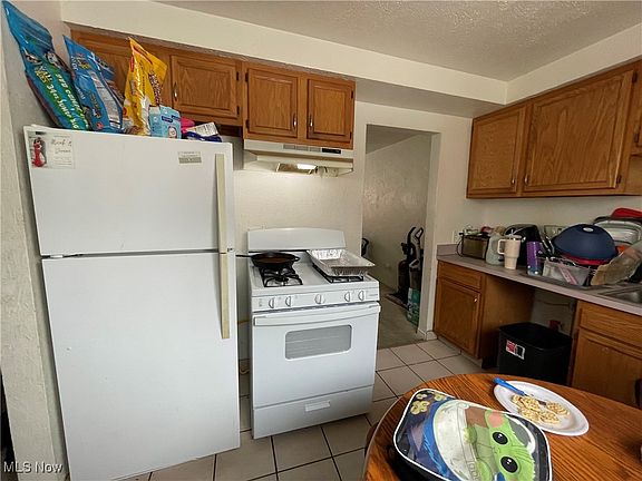 4th image of 4958 Caroline Dr APT 8