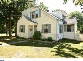47 Hart Ave, Hopewell, NJ 08525