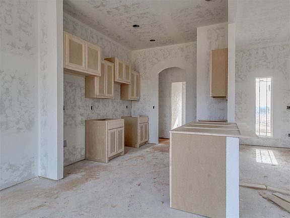 4th image of 343558 Round Rock Dr