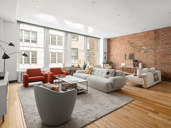 4th image of 118 Wooster St APT 5B
