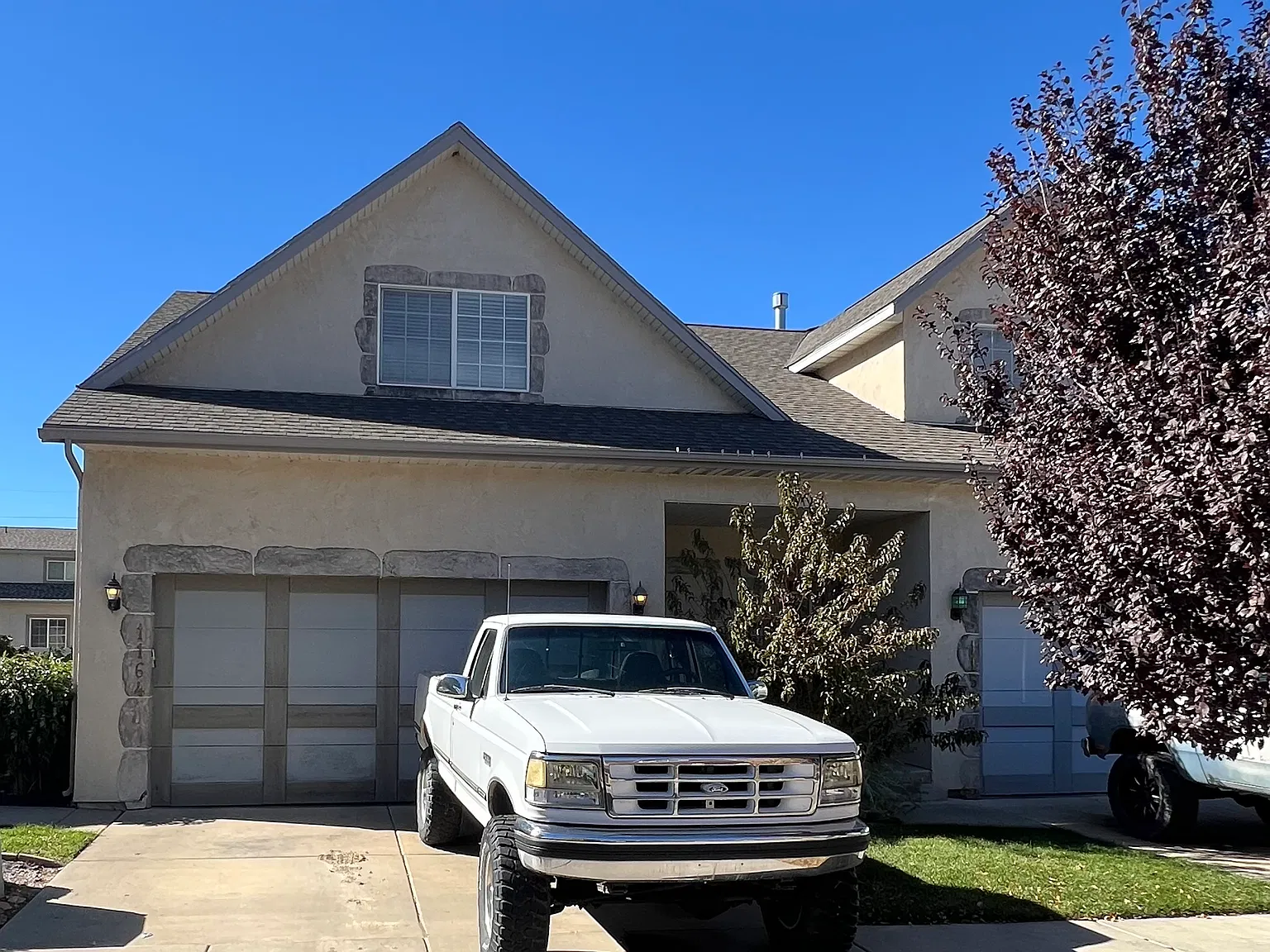 3 bed, 2.5 bath, 1725 sqft, $1,749 — Photo 3