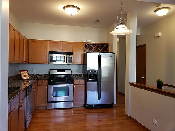 2nd image of 2302 Flagstone Ln #2318
