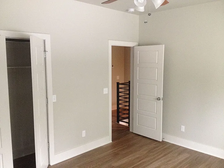 2748 & 2750 W Wildwood Dr — Photo 4