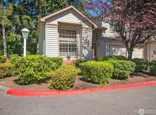 11525 114th Ct NE #1B, Kirkland, WA 98033
