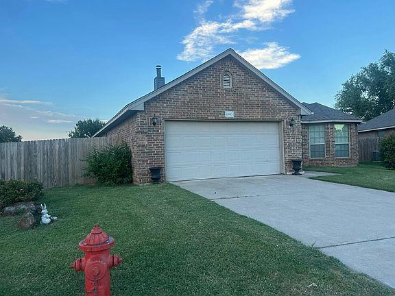 5th image of 2400 Rookhaven Ln